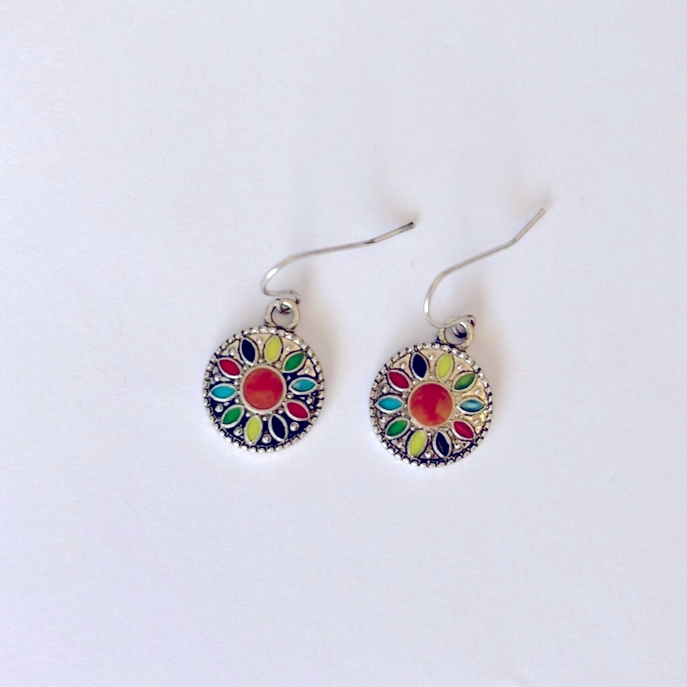 Small Multicolor dangle earrings on silver